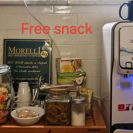Bed Morelli 49 , Chiaia Napoli Bagian luar foto